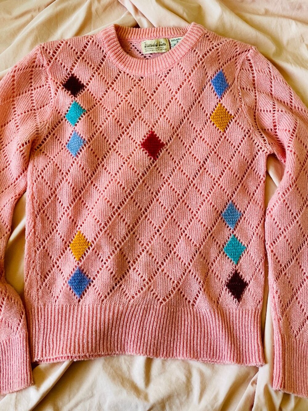 Vintage Peachy Pink Colorful Diamonds Sweater Size Small